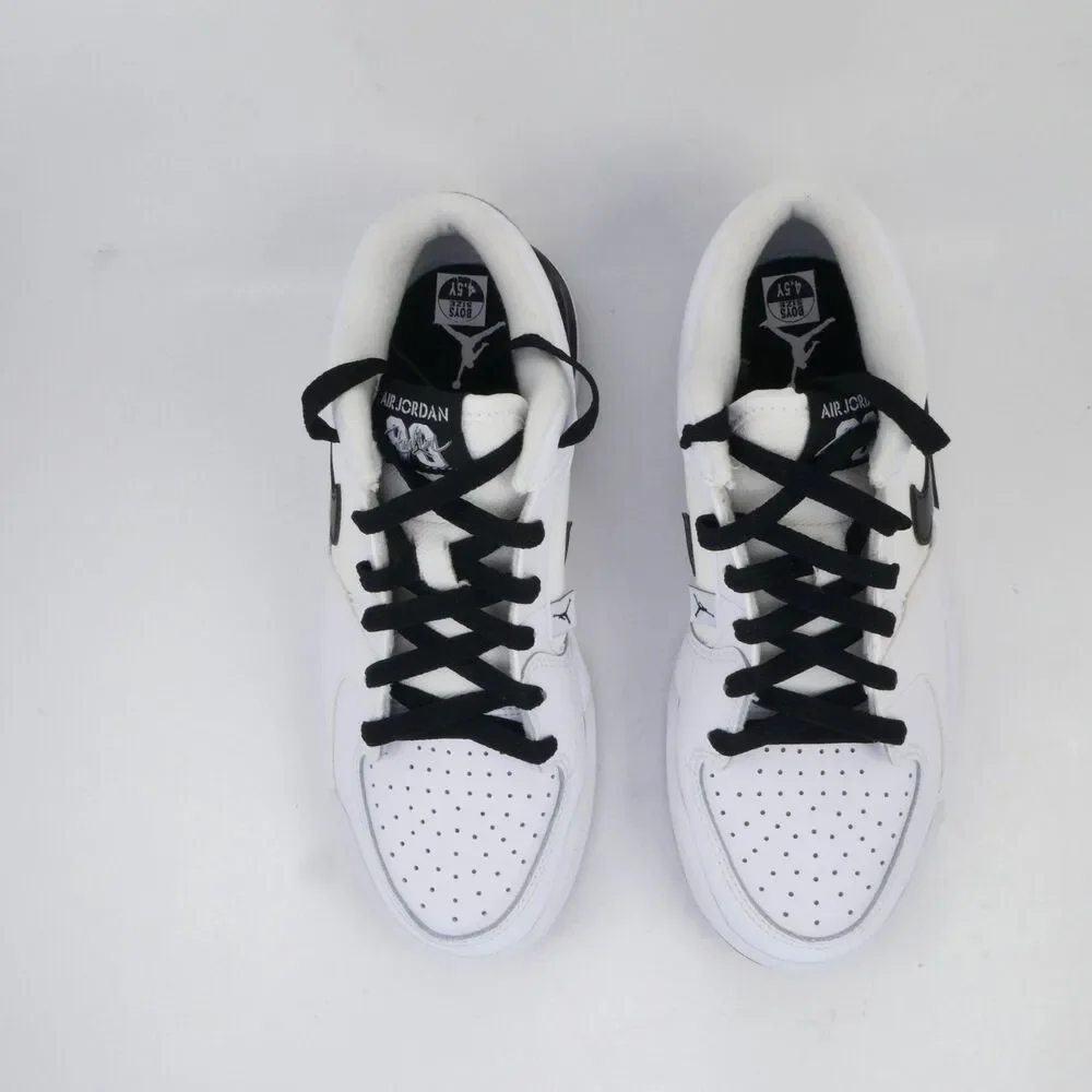 Nike Stadium 90 Big Kids' Boys Shoes US Size 4.5Y White/Black